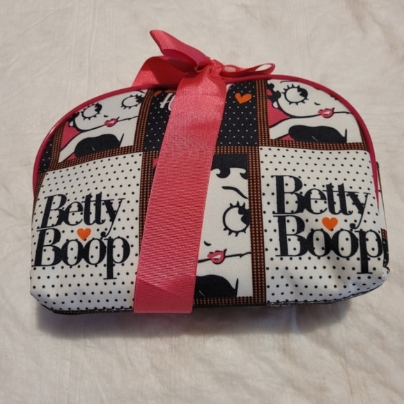 Betty Boop Cosmetic Makeup Bags NWOT - Picture 8 of 13